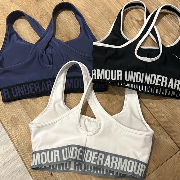 Under Armour  Sports Bra Tops 17$ each or 3 for $42 - Picture 5 of 7